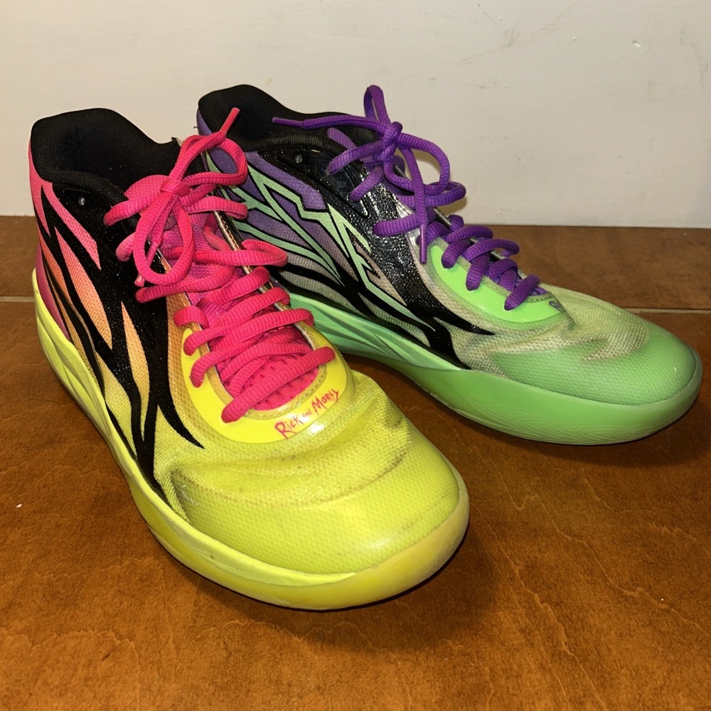 Puma MB.02 Rick & Morty Neon Mismatched Athletic Shoes Men Size 11.5 Basketball